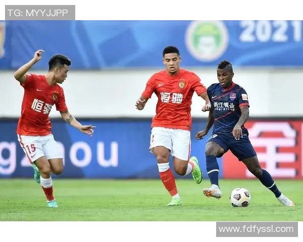 广州篮球队与重庆篮球队赛后复盘分析意识碰撞与战术执行的深度探讨