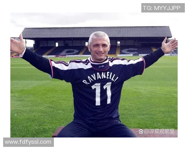 白头翁足球明星的传奇人生与辉煌成就揭秘 白头翁足球明星的传奇人生与辉煌成就揭秘